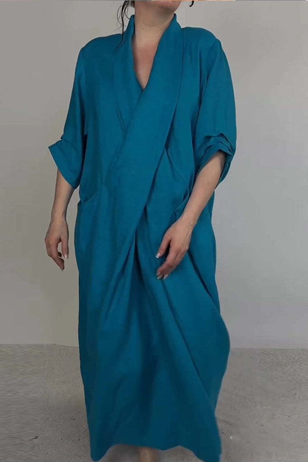 Aiya | Elegant Minimalist Dress with Pocket and V-Neck