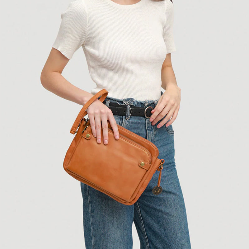 Cecilie | Shoulder bag and handbag made from three layers of leather - Brown