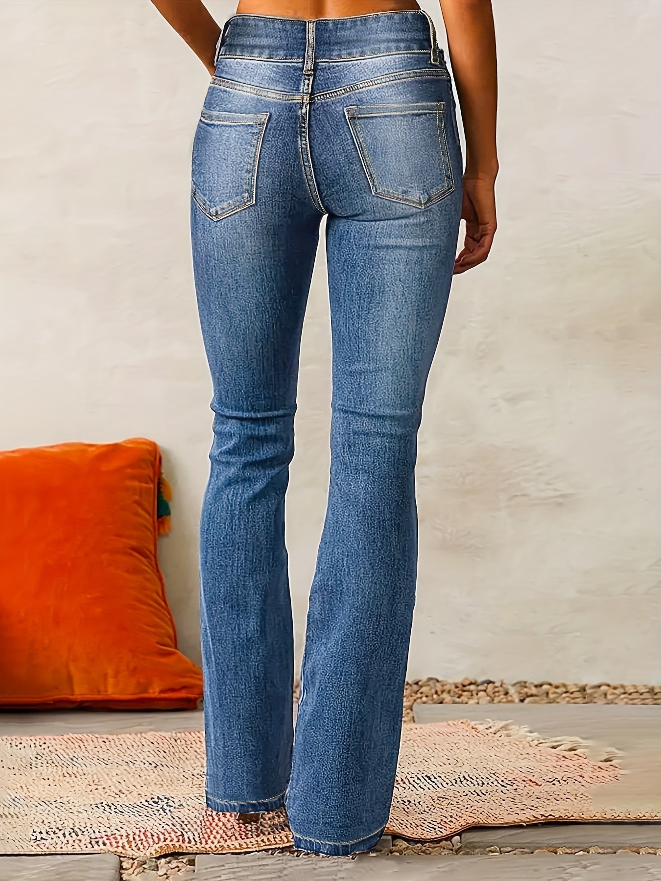 Tanya | Figure-Hugging High-Flared Pants