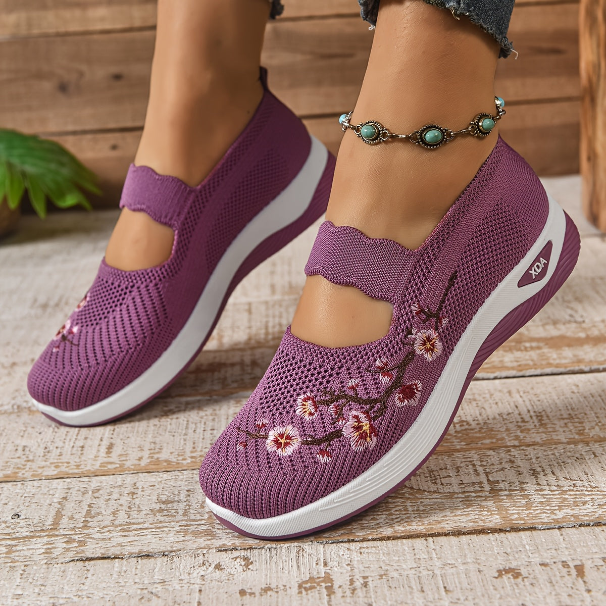 Saty | Embroidered Mesh Slip-On Shoes
