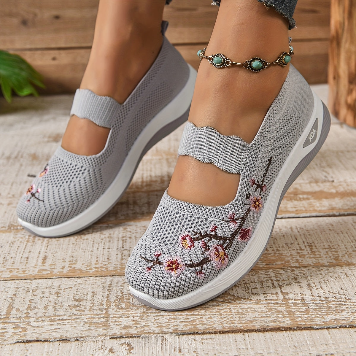 Saty | Embroidered Mesh Slip-On Shoes