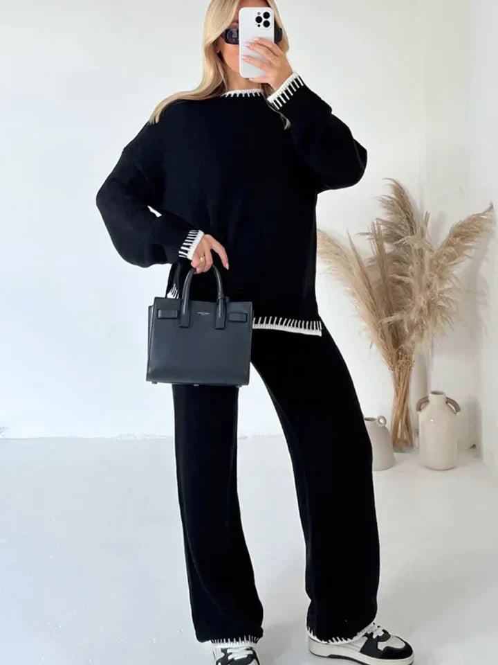 Ayla™ Comfortable women's ensemble - Black / S
