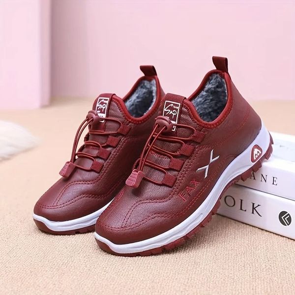 Liam™ - Trekking trainers in nylon impermeable - Red / 36