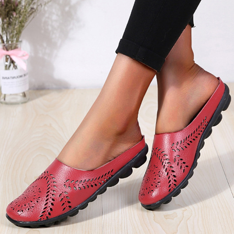 Mariel | Orthopaedic boarding shoes for women - supportive and stylish - Red / 35