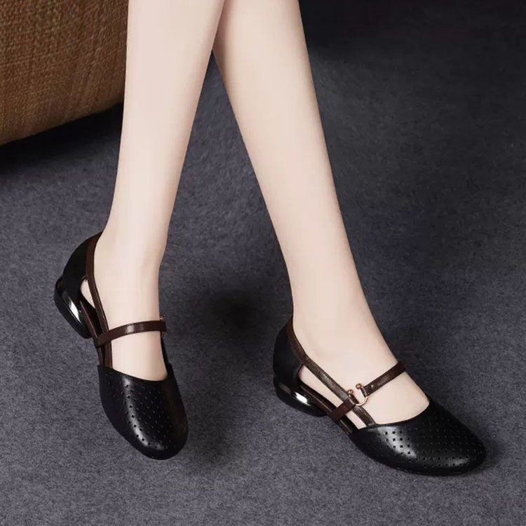 Annabelle | Elegant Sandals with Low Heel and Round Toe