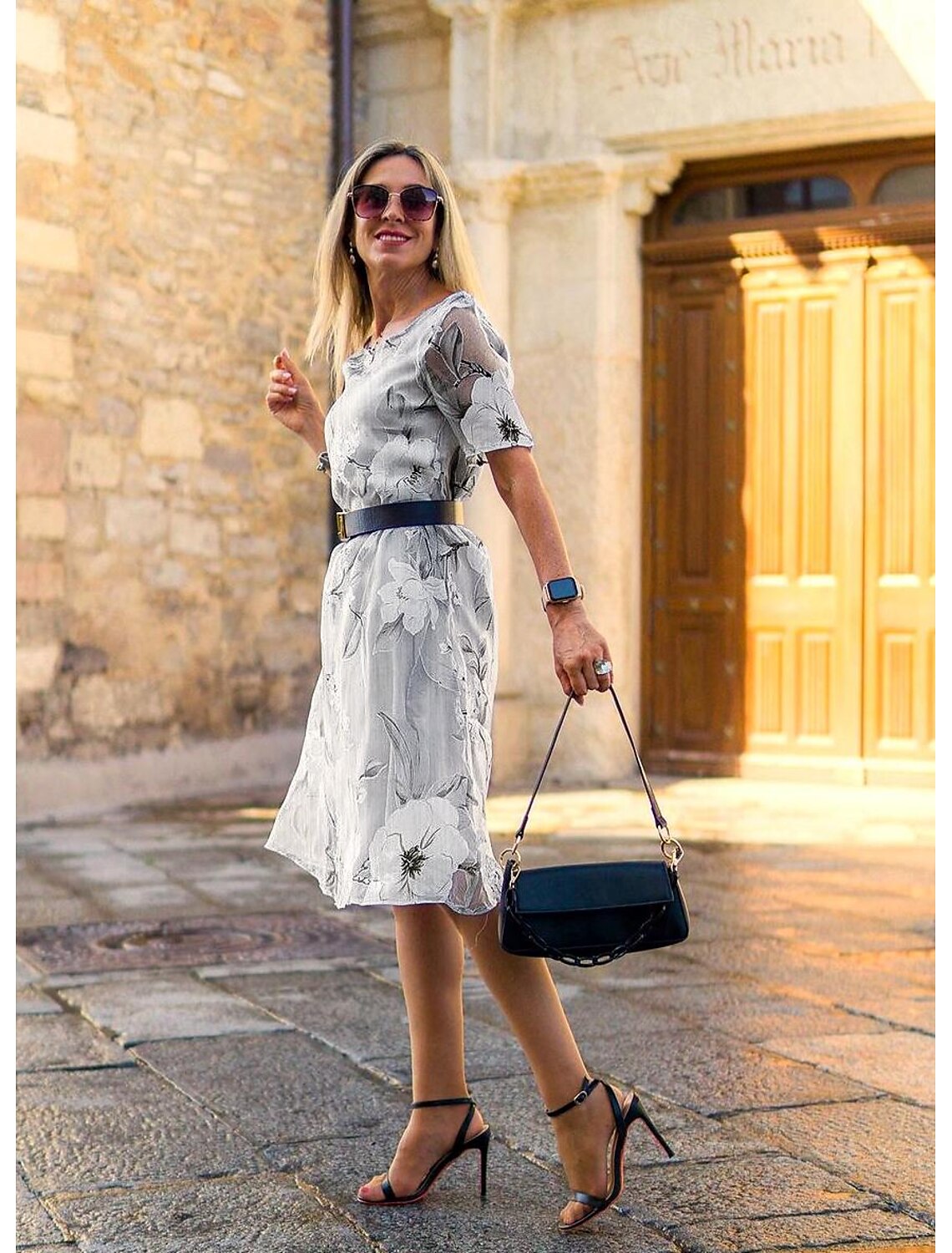 Kali | Elegant Crew Neck Midi Dress