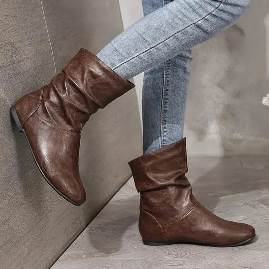 Delia™ - Exclusive leather boots
