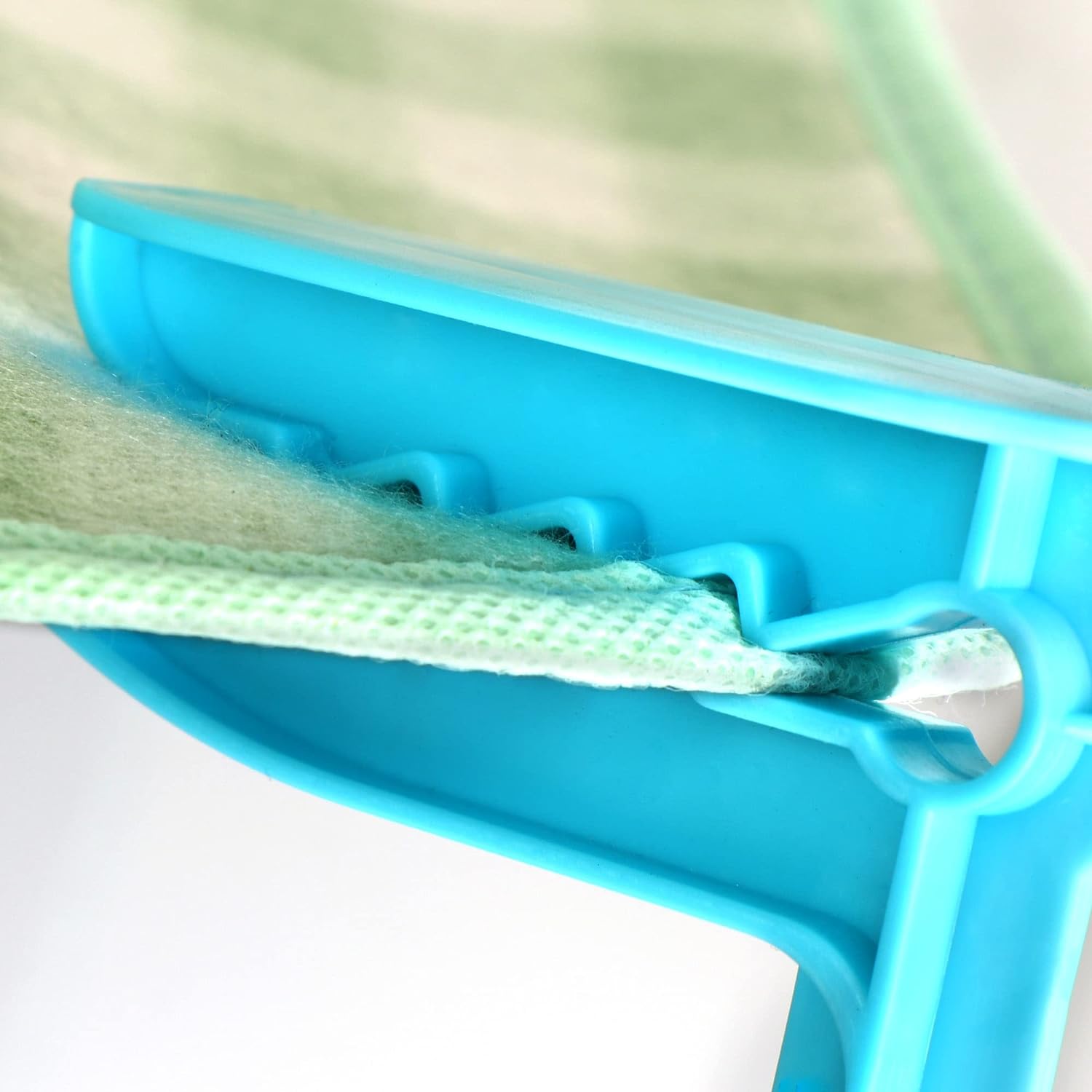 StrandFix™ | Practical beach towel clamps | X + X FREE TODAY! - Light blue / 2+2 FREE