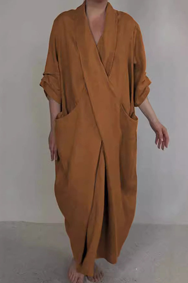 Aiya | Elegant Minimalist Dress with Pocket and V-Neck