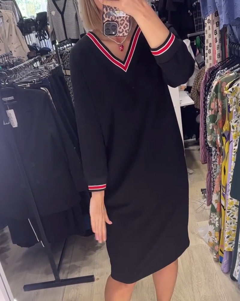 Elisa | Elegant V-neck dress with pockets