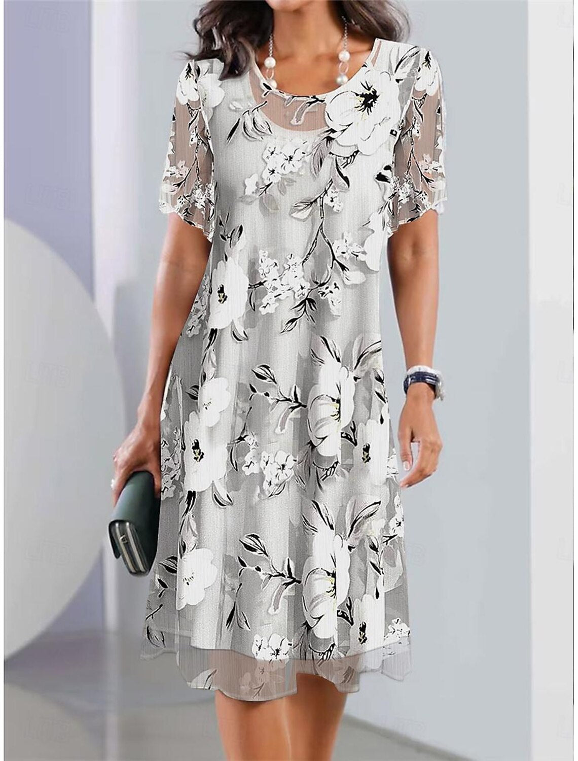 Kali | Elegant Crew Neck Midi Dress