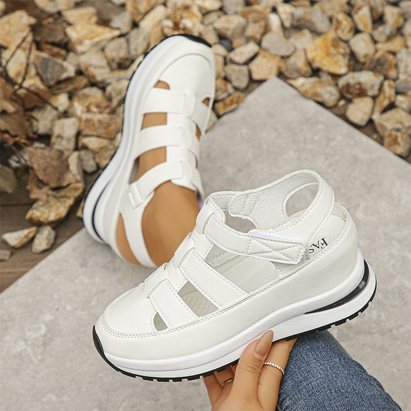 Cassidy | Orthopaedic velcro sandals
