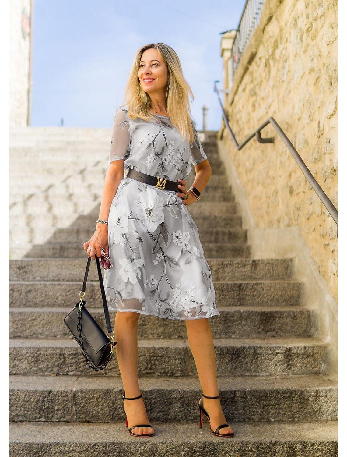 Kali | Elegant Crew Neck Midi Dress