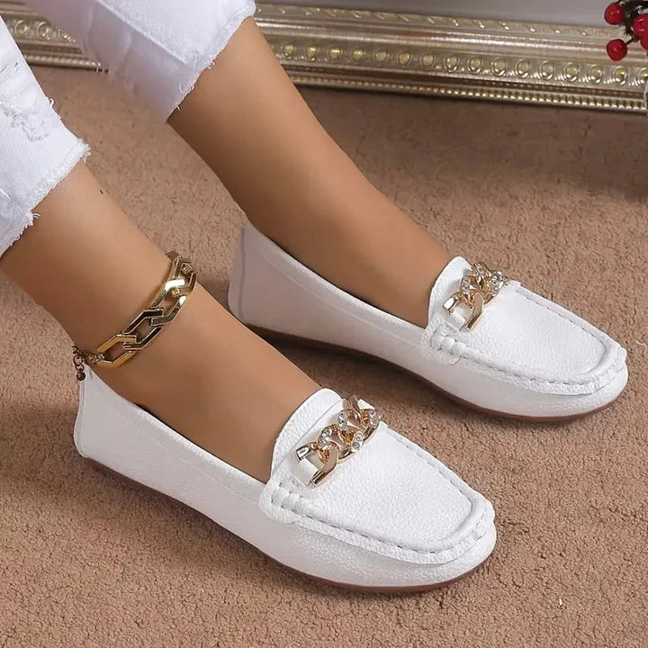 Kendal | Leather Slippers with Chunky Chain Details