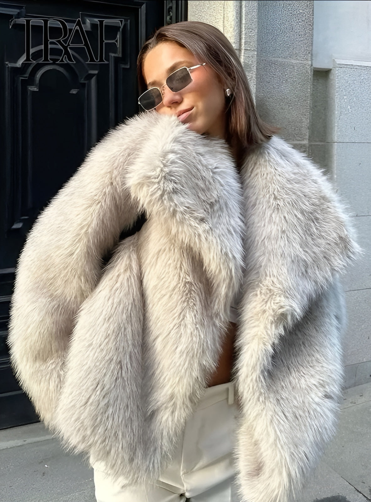 Melodie™ - Warm faux fur coat - Dames Jas - Light beige / XS