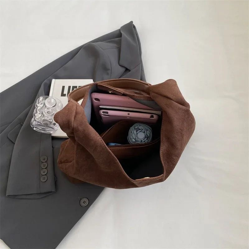Nala™ - Timeless suede shoulder bag - chestnut brown