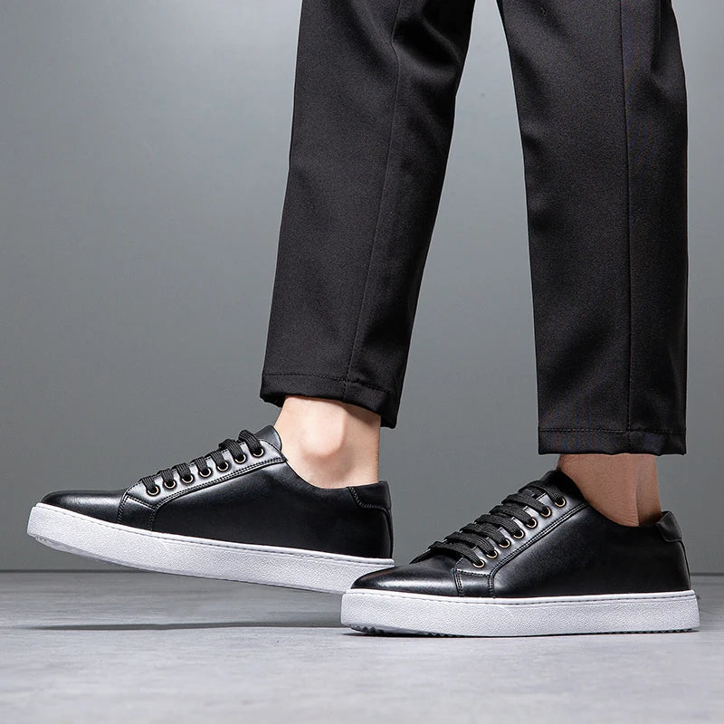 Blitz™ - Men's leather trainers - Black / 38