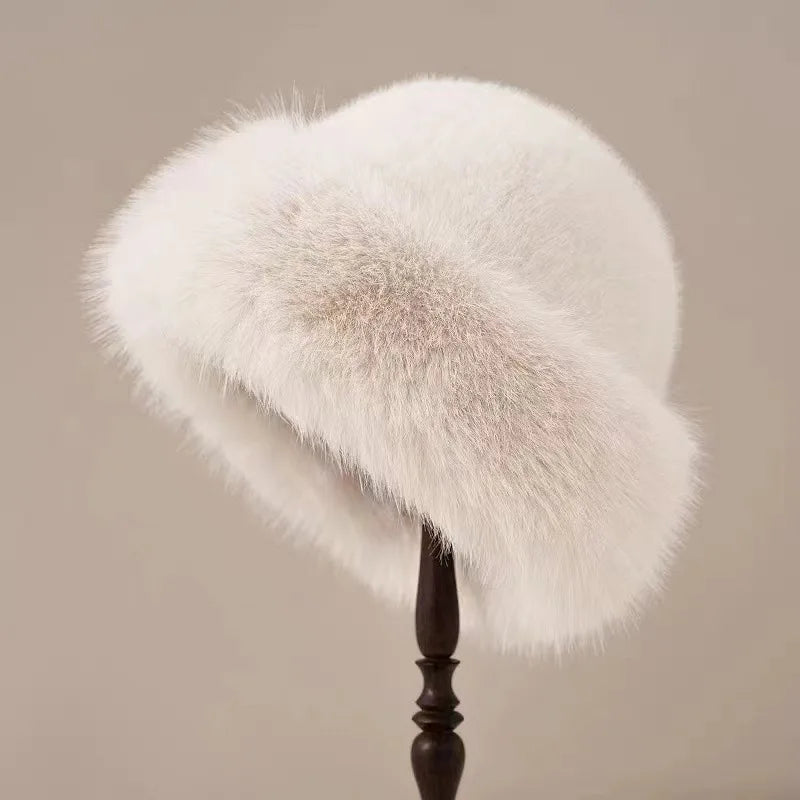 Nelle™ | Elegant fur hat - White