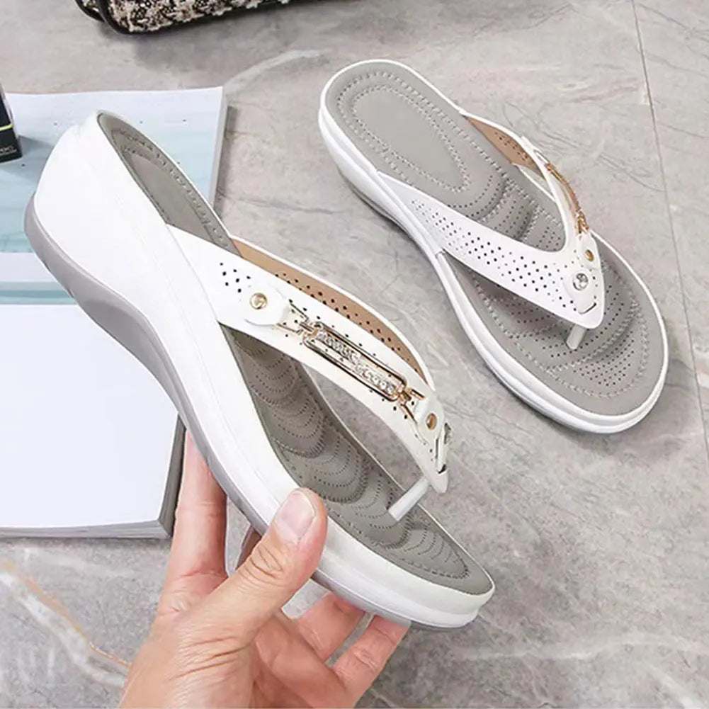 Ariah™ | Non-Slip Slippers for Women