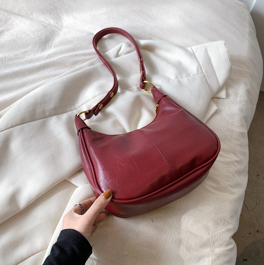 Doris | Radiant bag for women - Burgundy red