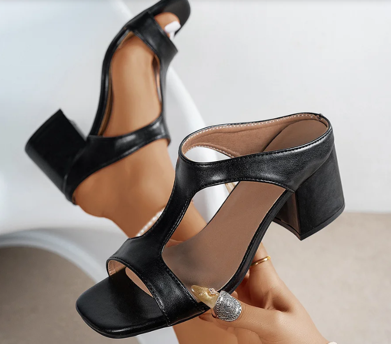 Vian | Block Heel Sandals with Unique Design