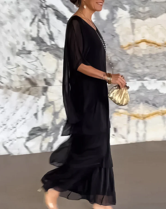 Freida | Chic and Wavy Evening Dress