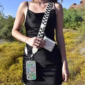 Mobile phone strap - Green/purple