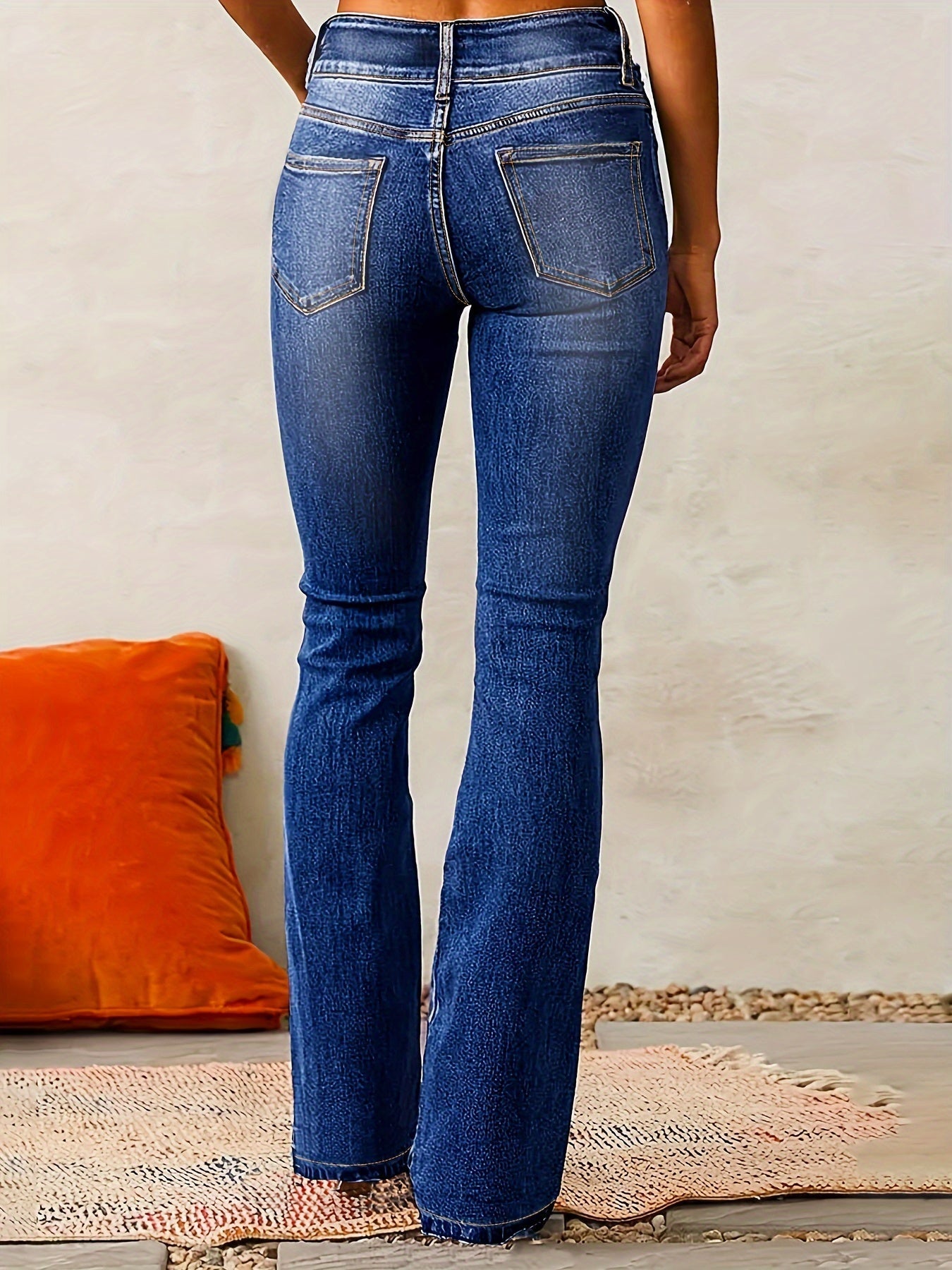 Tanya | Figure-Hugging High-Flared Pants