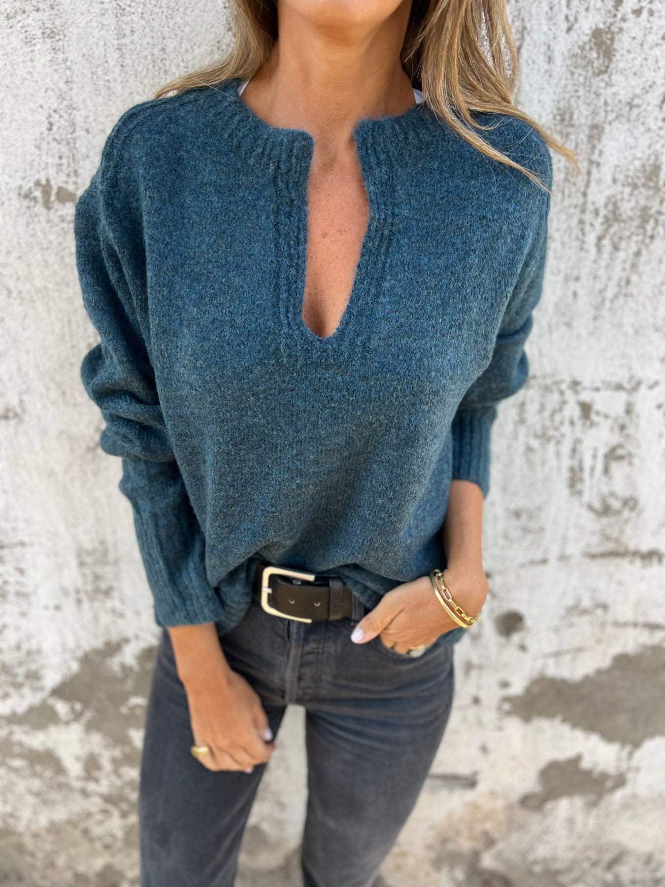 Lyra - V-neck top Med Long