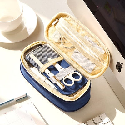 RaumWunder case | TODAY 50% START OF SCHOOL DISCOUNT! - Pencil Case - Navy blue