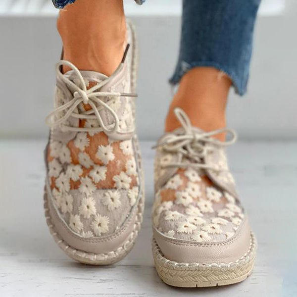 Viveca | Orthopaedic Shoes with Floral Pattern