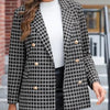 Laura | Fashionable blazer in a checked design - Klær og Tilbehør - Pink / S