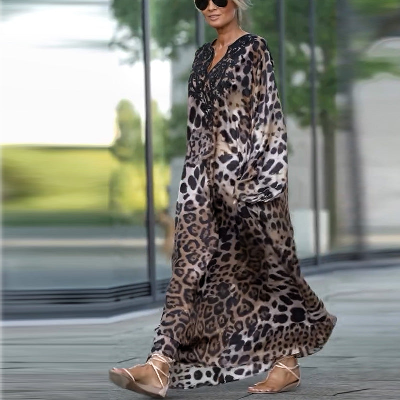Cloe | Casual Long-Sleeve Dress in Trendy Leopard Print