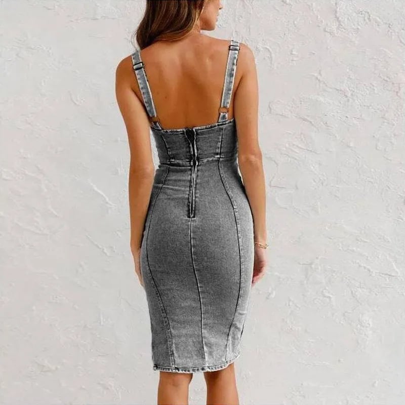 Roxanna | Figure-Hugging Denim Dress