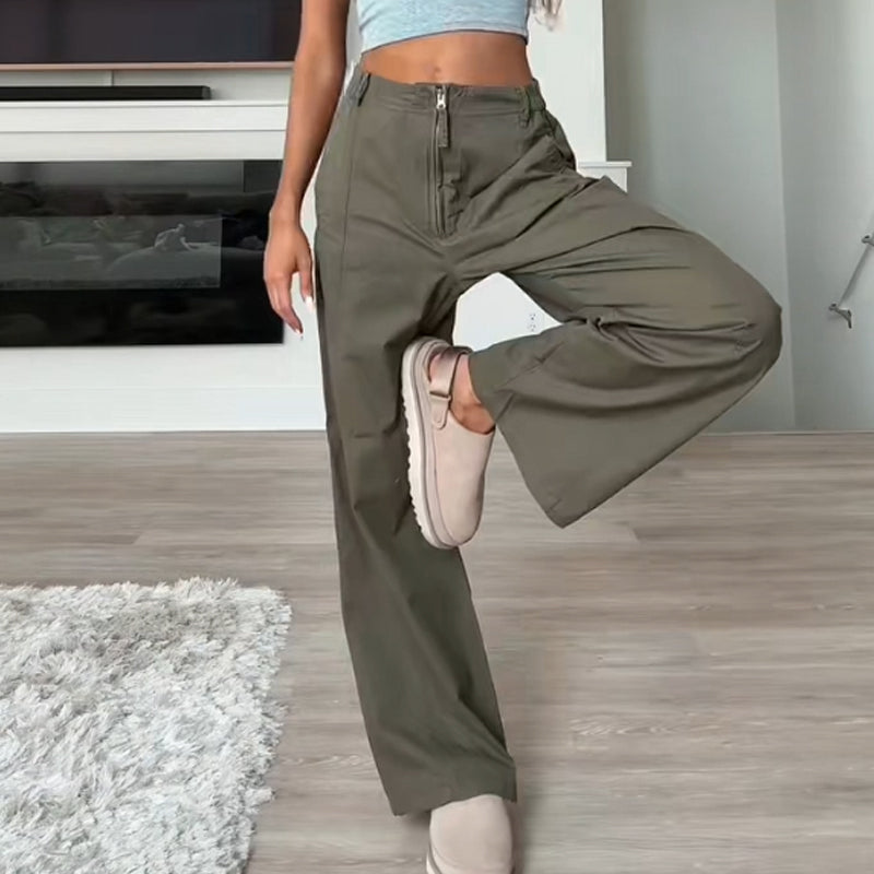 Jeana | High-Waisted, Loose-Fit Jeans with Zip Detail